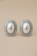 Isabelle | Women's Vintage Pearl Statement Earrings