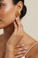 Mia | Women's Gold Seashell Earrings